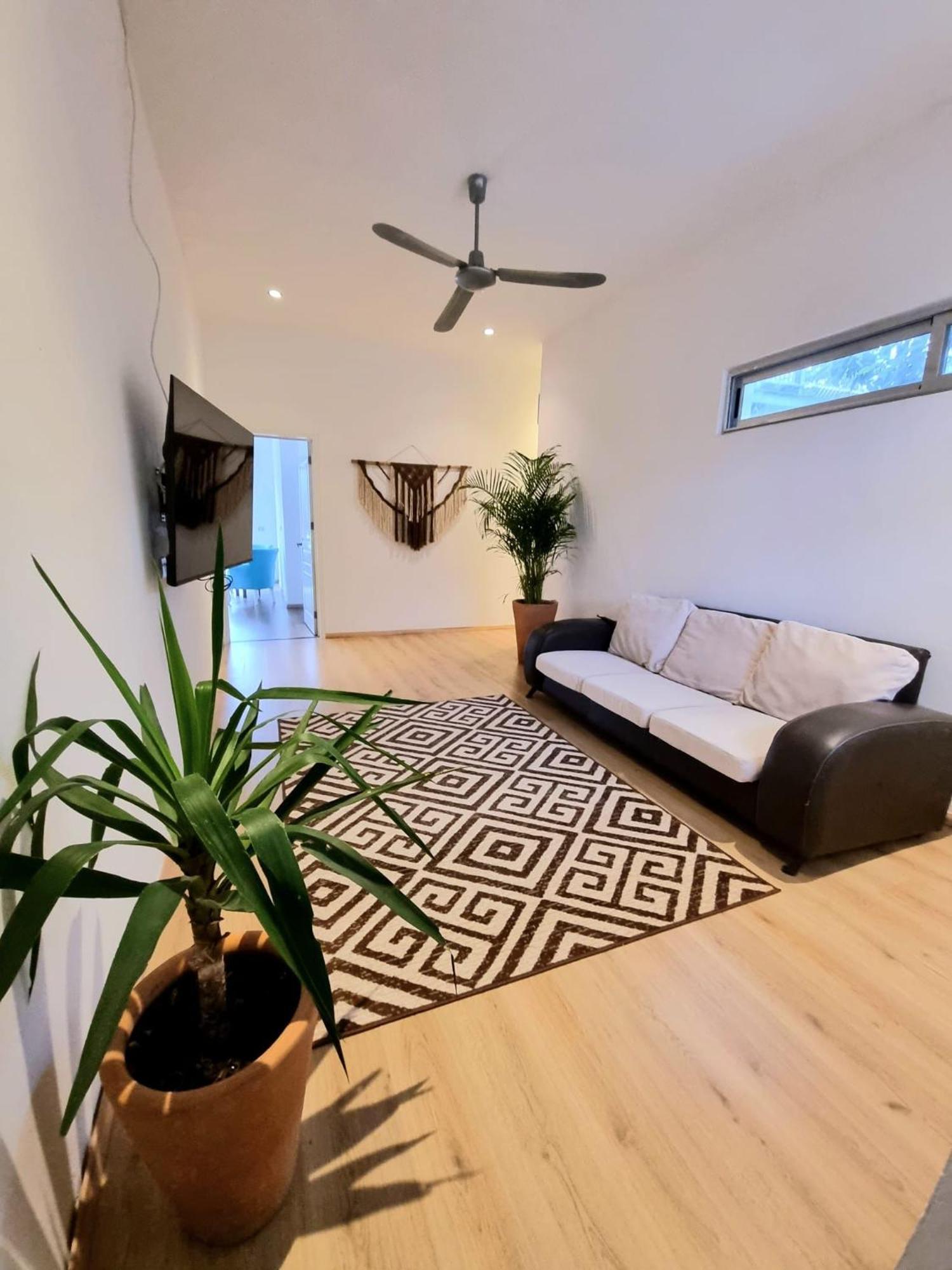 Chill Inn Hostel Тулум Экстерьер фото
